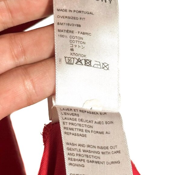 Givenchy SS21 Red Logo Gothic Print Oversized T-shirt - Picture 8 of 9